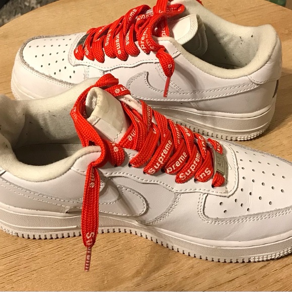 Air Force 1 Supreme Nike white size 5.5 - Picture 3 of 8